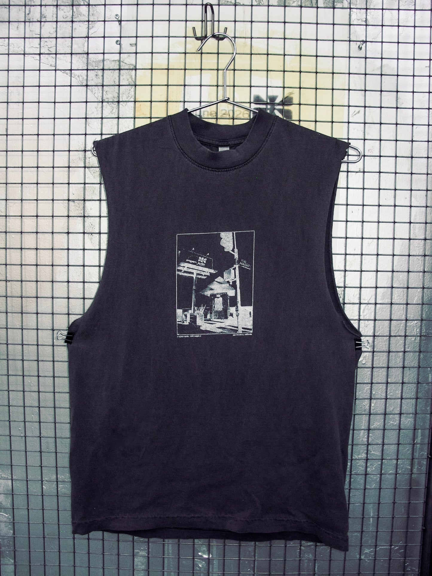 station sleeveless tee